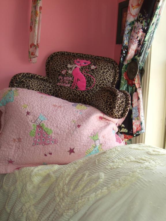 Enchanted Nights Bed & Bath Kittery Phòng bức ảnh